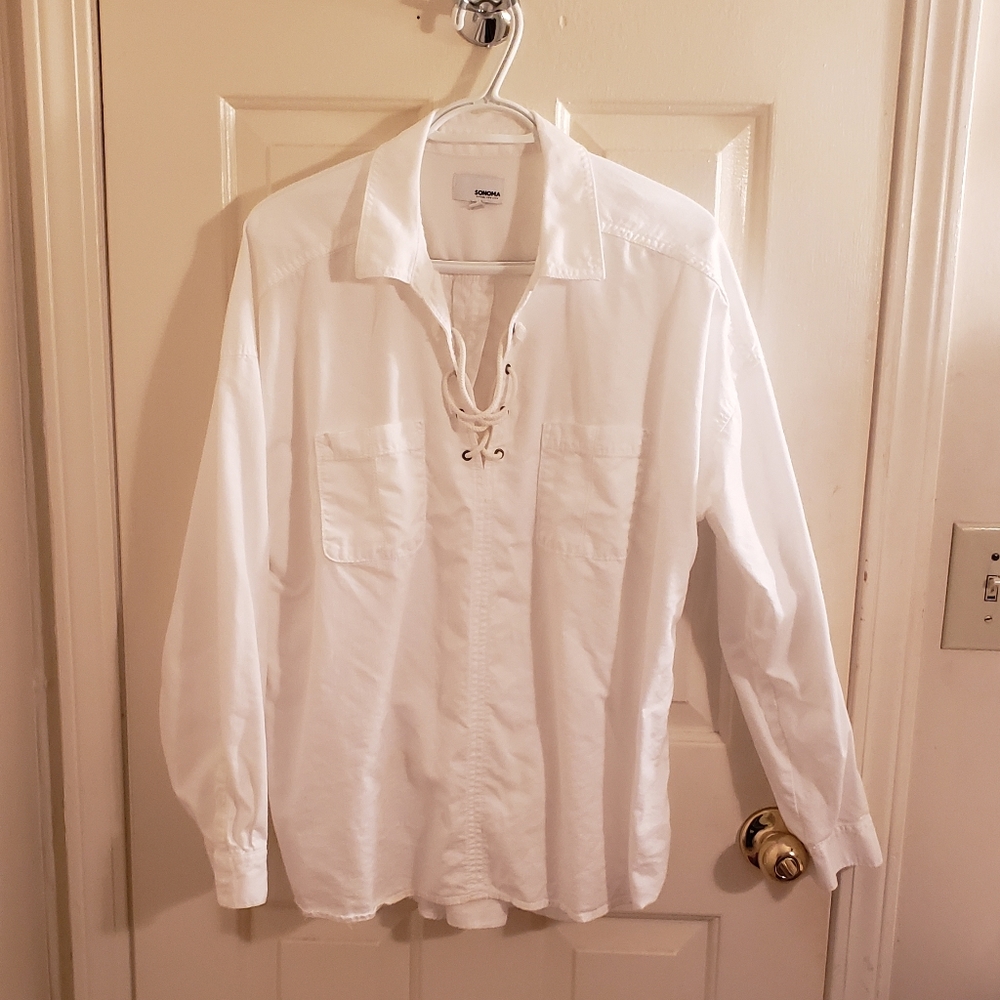 Sonoma lace up pull-over top. XL